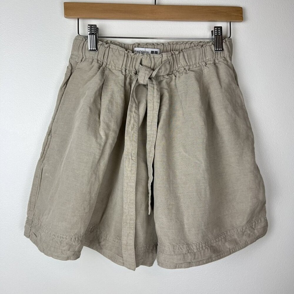 Uniqlo‎ JW Anderson Womens XS Tan Pleated Drawstring Linen Rayon Paperbag Shorts